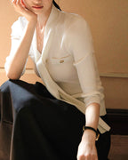 Vネック フィット トップス〈2color〉
