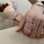 clear-stone flow Line ring