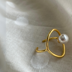 oval Pearl ring