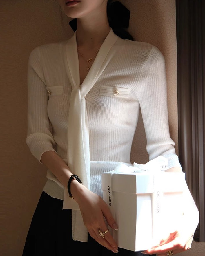 Vネック フィット トップス〈2color〉
