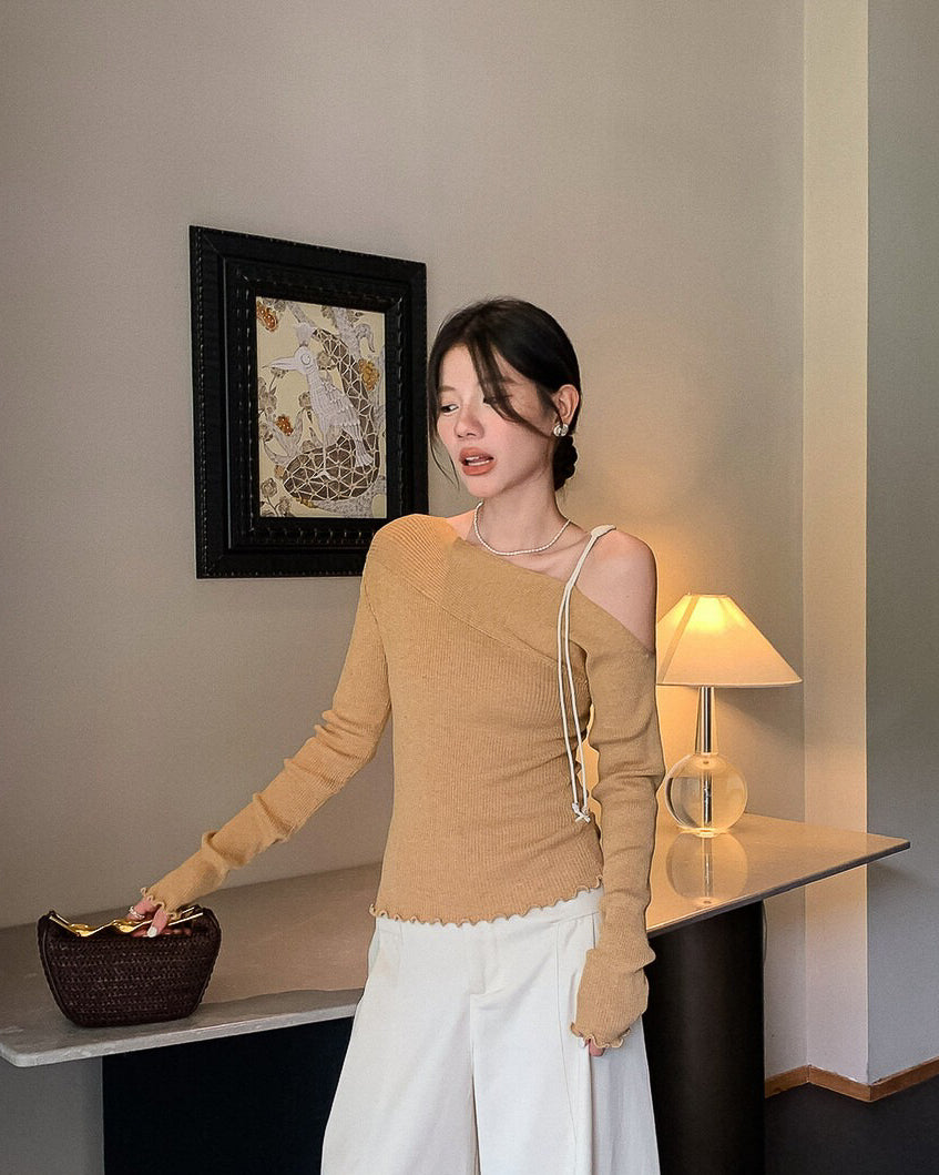 ワンショルダートップス