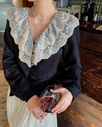 フリル&レース　Vネックブラウス〈2color〉
