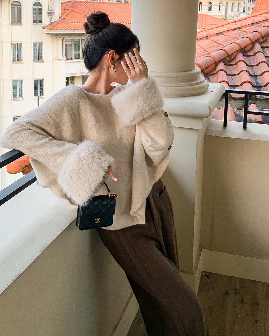 ファー付き フレアーニット〈2color〉