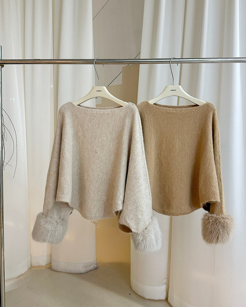 ファー付き フレアーニット〈2color〉