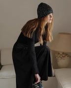 透かし彫りレースハイネックトップス〈2color〉