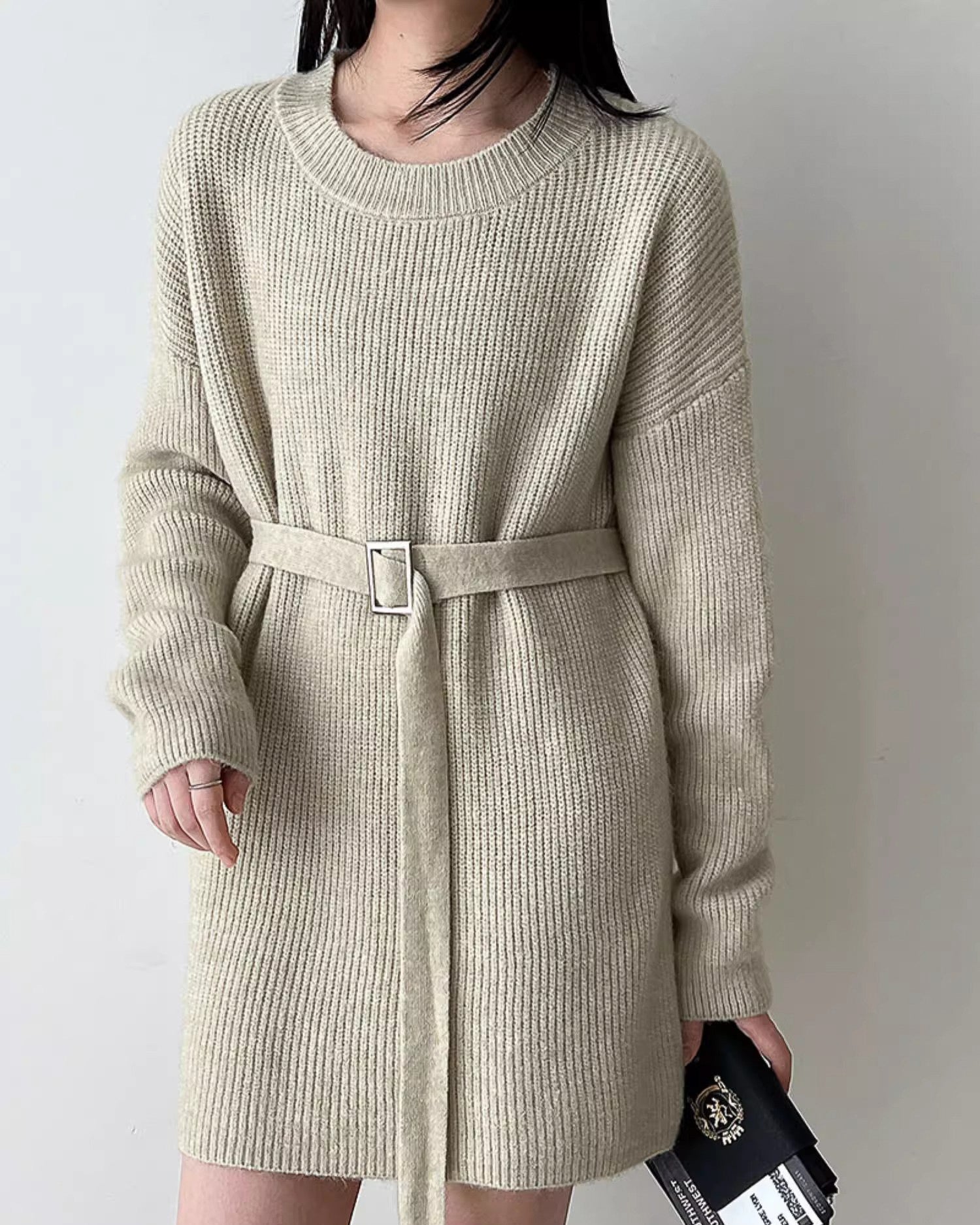 ベルト付きロングニット