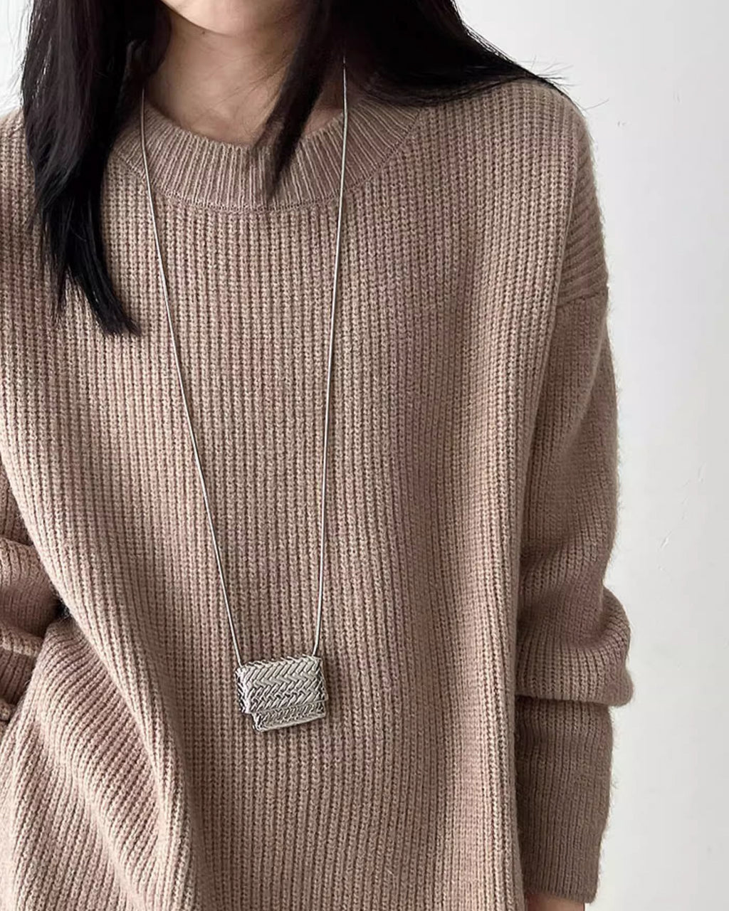 ベルト付きロングニット