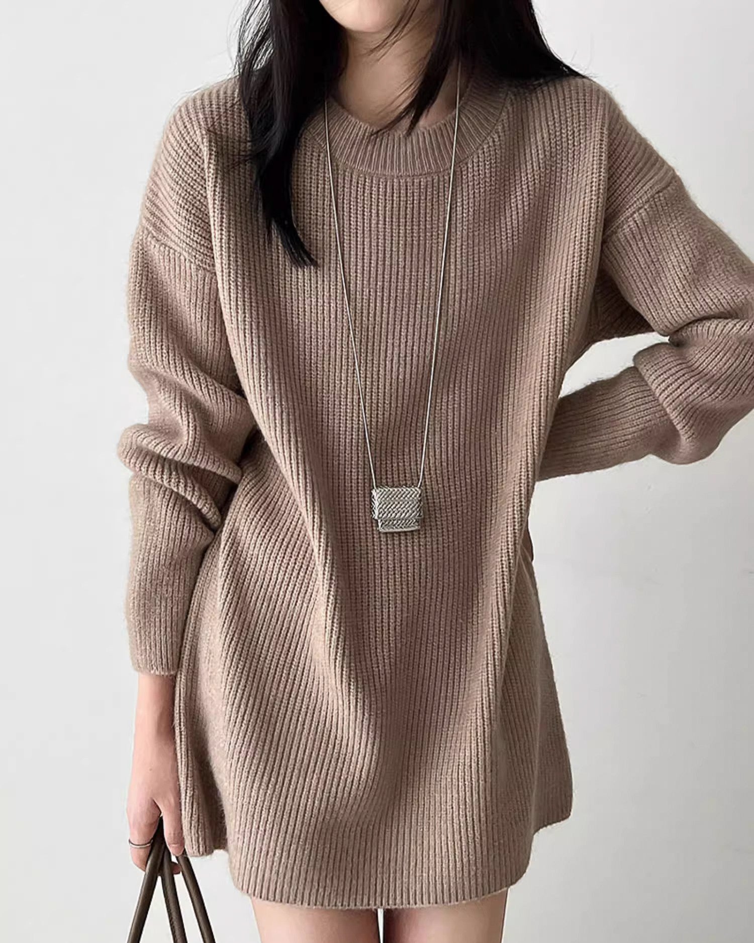 ベルト付きロングニット