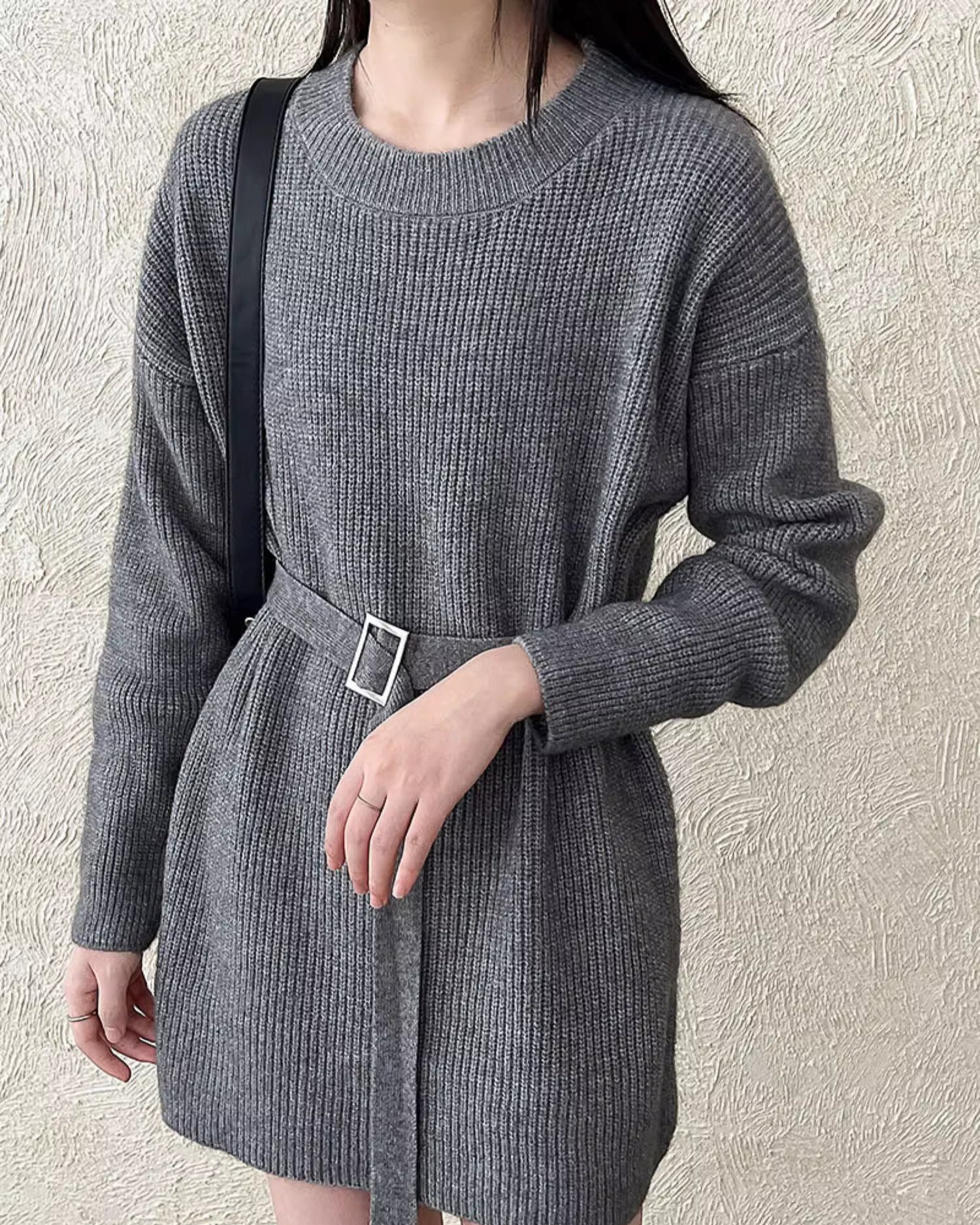 ベルト付きロングニット