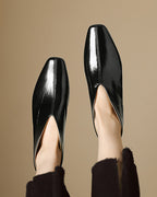 Vカット フラットブーティ