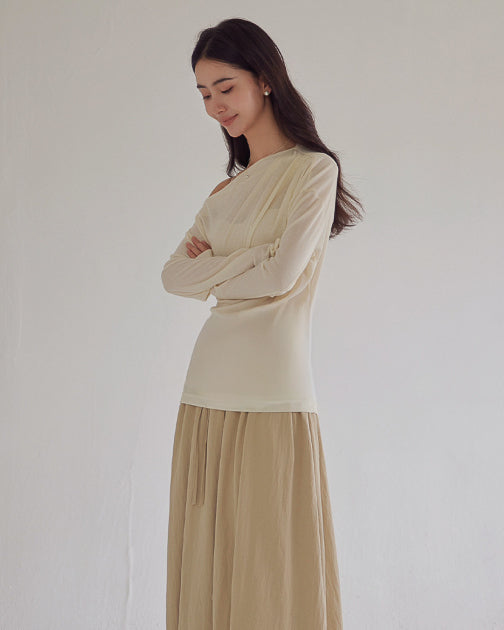 ドレープワンショル トップス