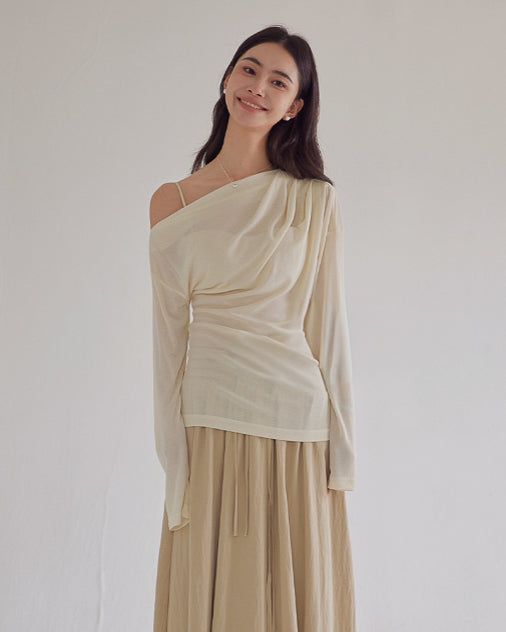 ドレープワンショル トップス