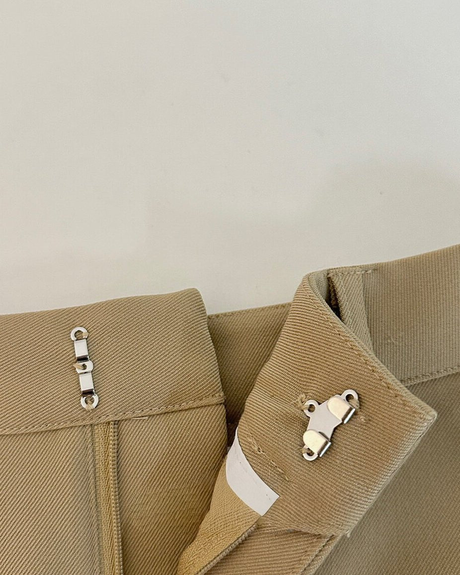 ハイウエストセンタープレスパンツ〈２color〉 - ivonir