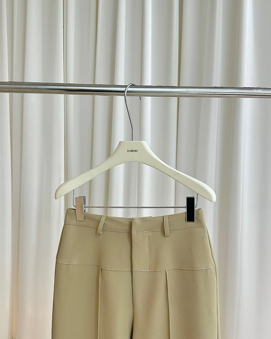 ハイウエストセンタープレスパンツ〈２color〉 - ivonir