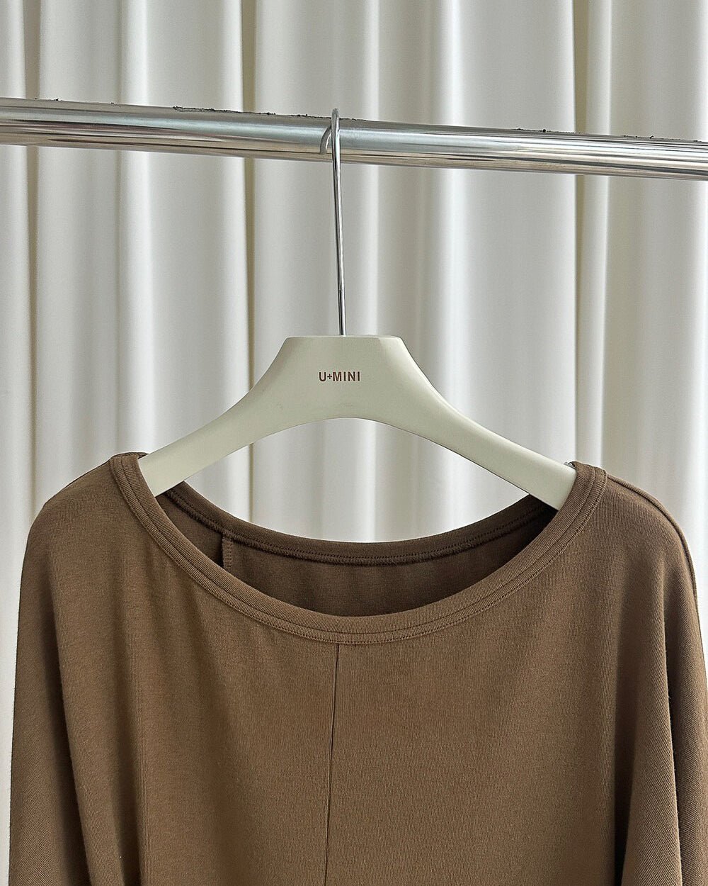 リボン付きプルオーバー〈２color〉 - ivonir