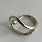 clear-stone flow Line ring