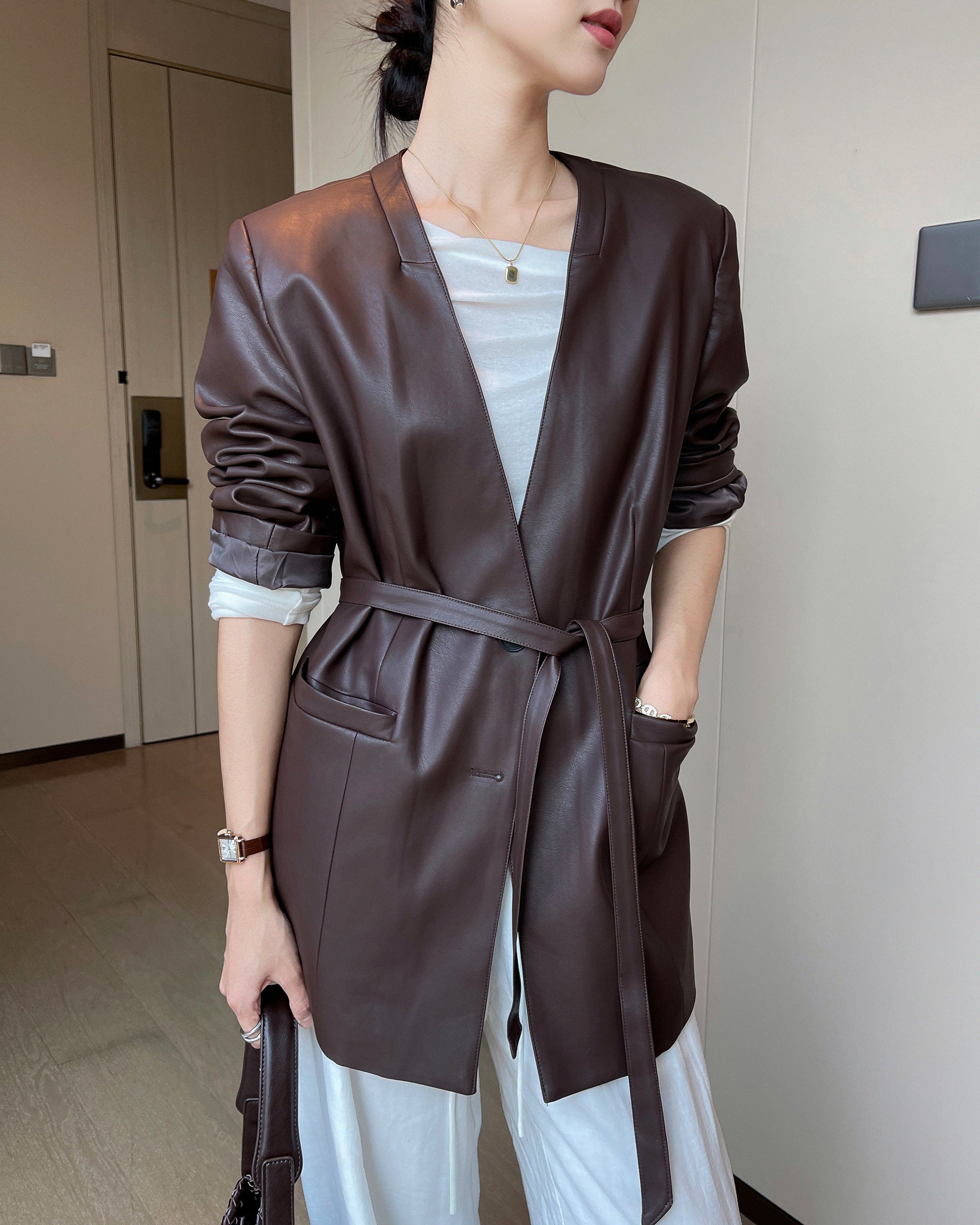 プレミアム・ベルテッドレザージャケット