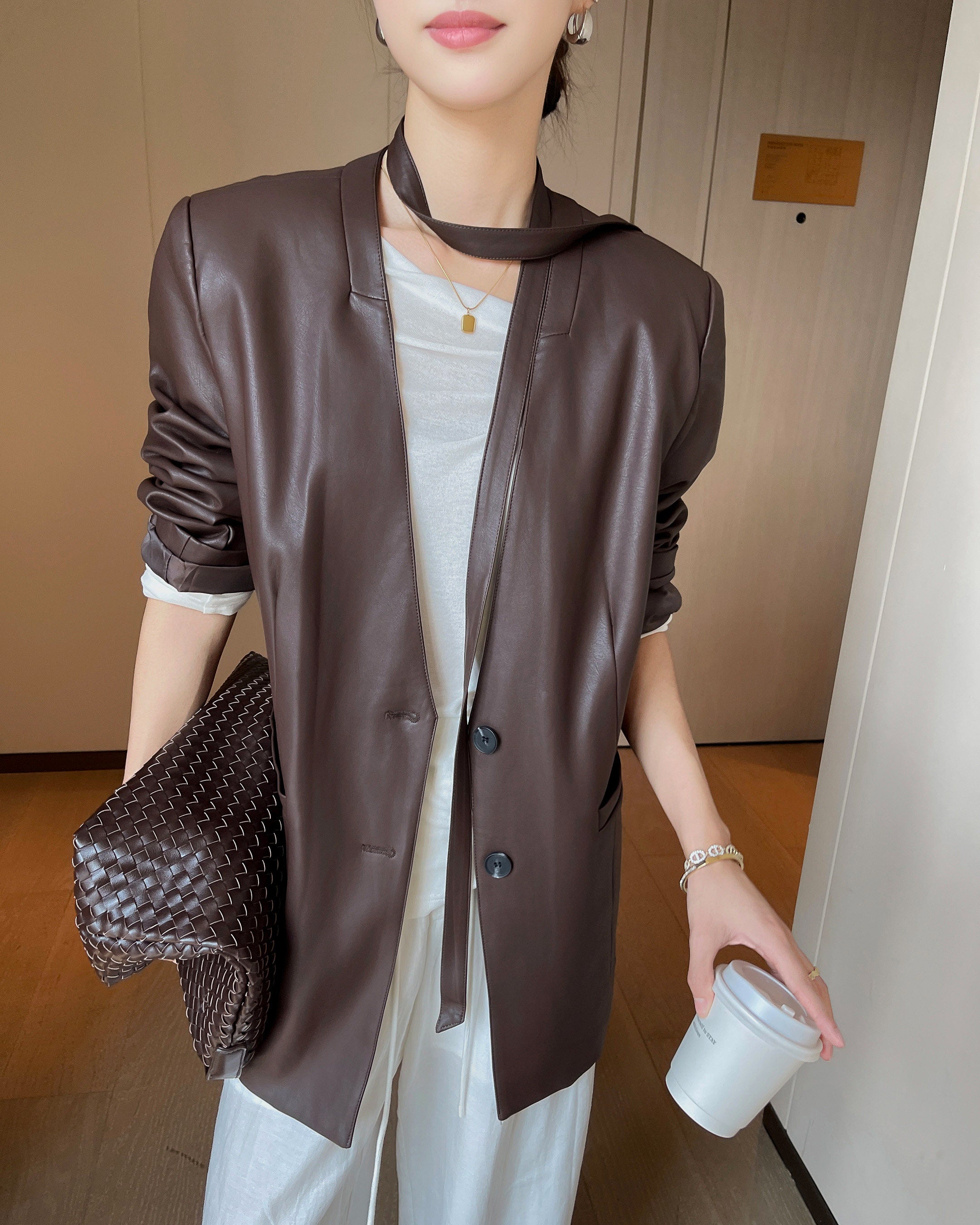 プレミアム・ベルテッドレザージャケット