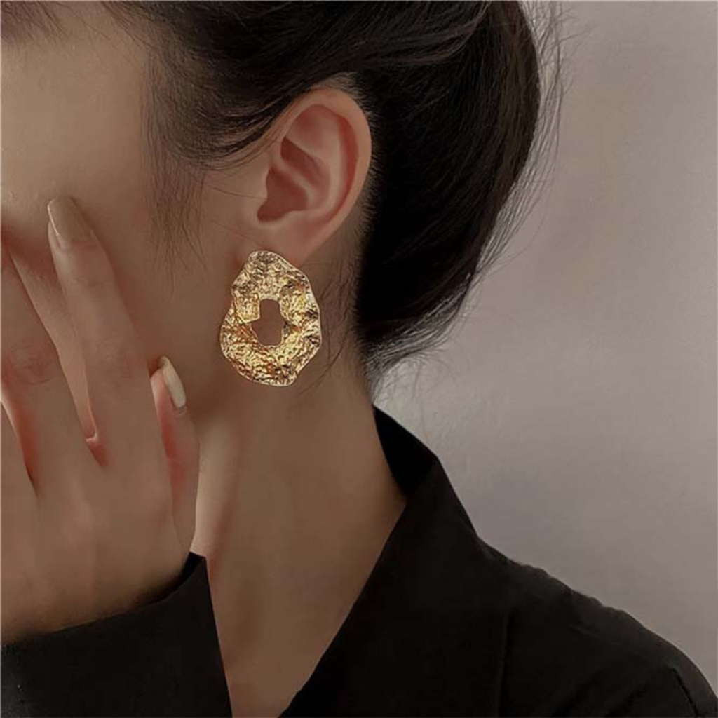 metal universe pierce