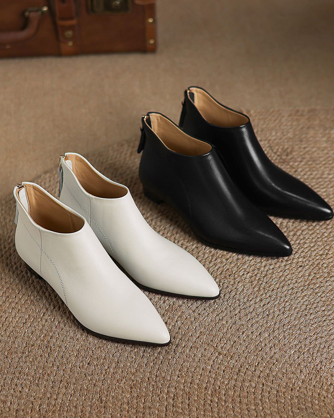 -slim- ポインテッド 3cmヒール アンクルブーツ