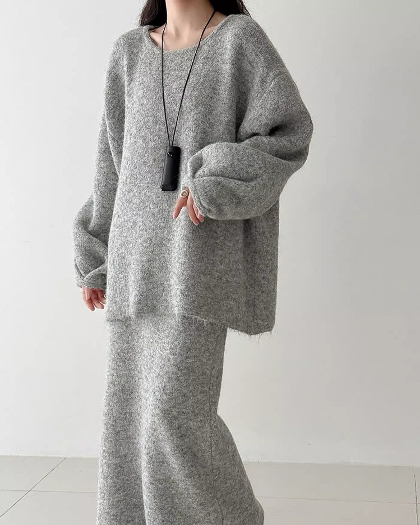 【セットアップ】ルーズシルエットニットアップ 〜大人なカジュアル〜 - ivonir