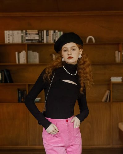 タートルネックデザイントップス - ivonir