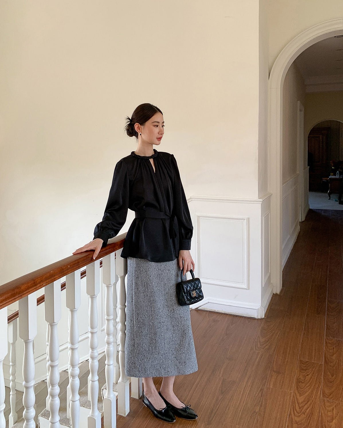 フレンチノット ラグジュアリーブラウス - ivonir