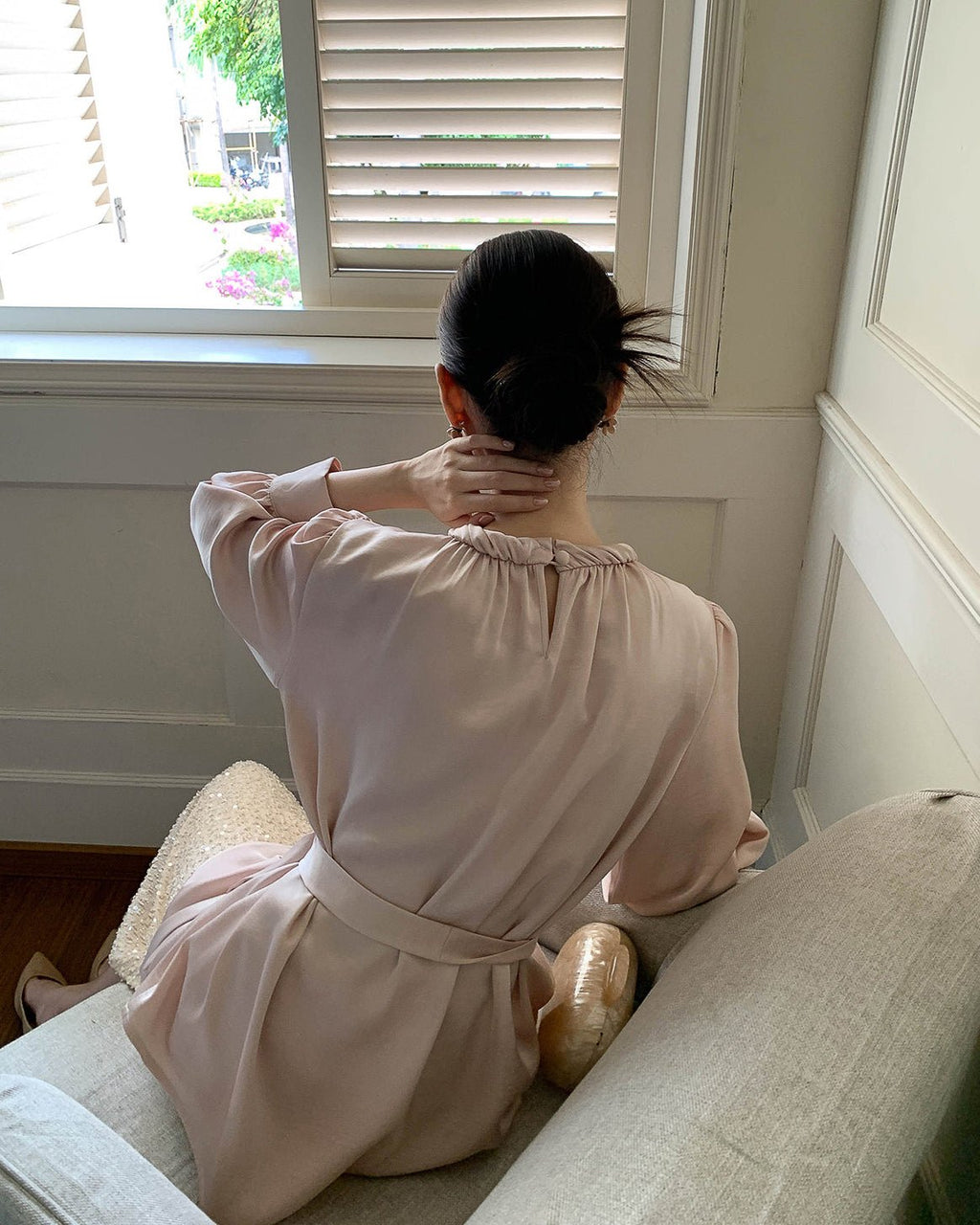 フレンチノット ラグジュアリーブラウス - ivonir