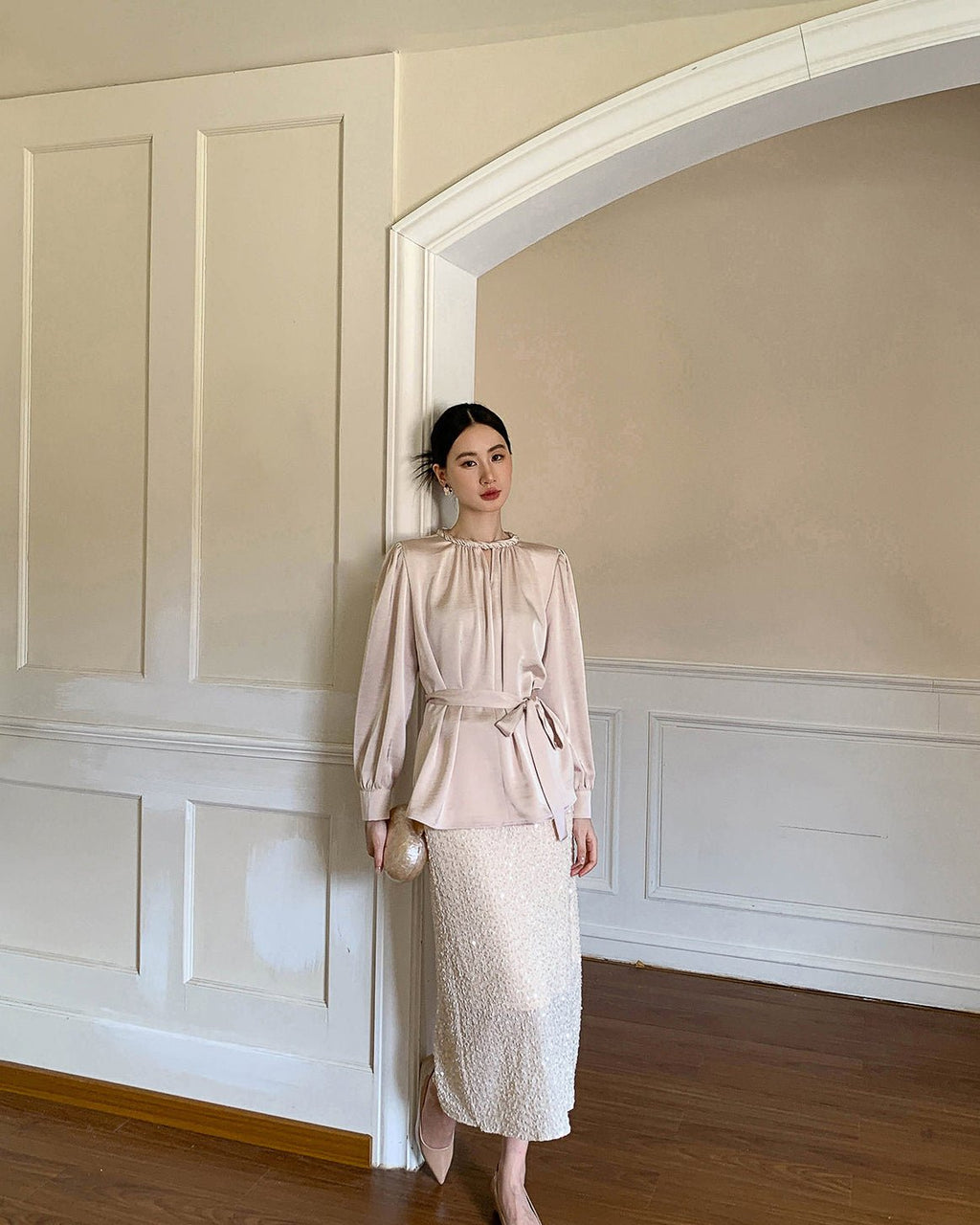 フレンチノット ラグジュアリーブラウス - ivonir