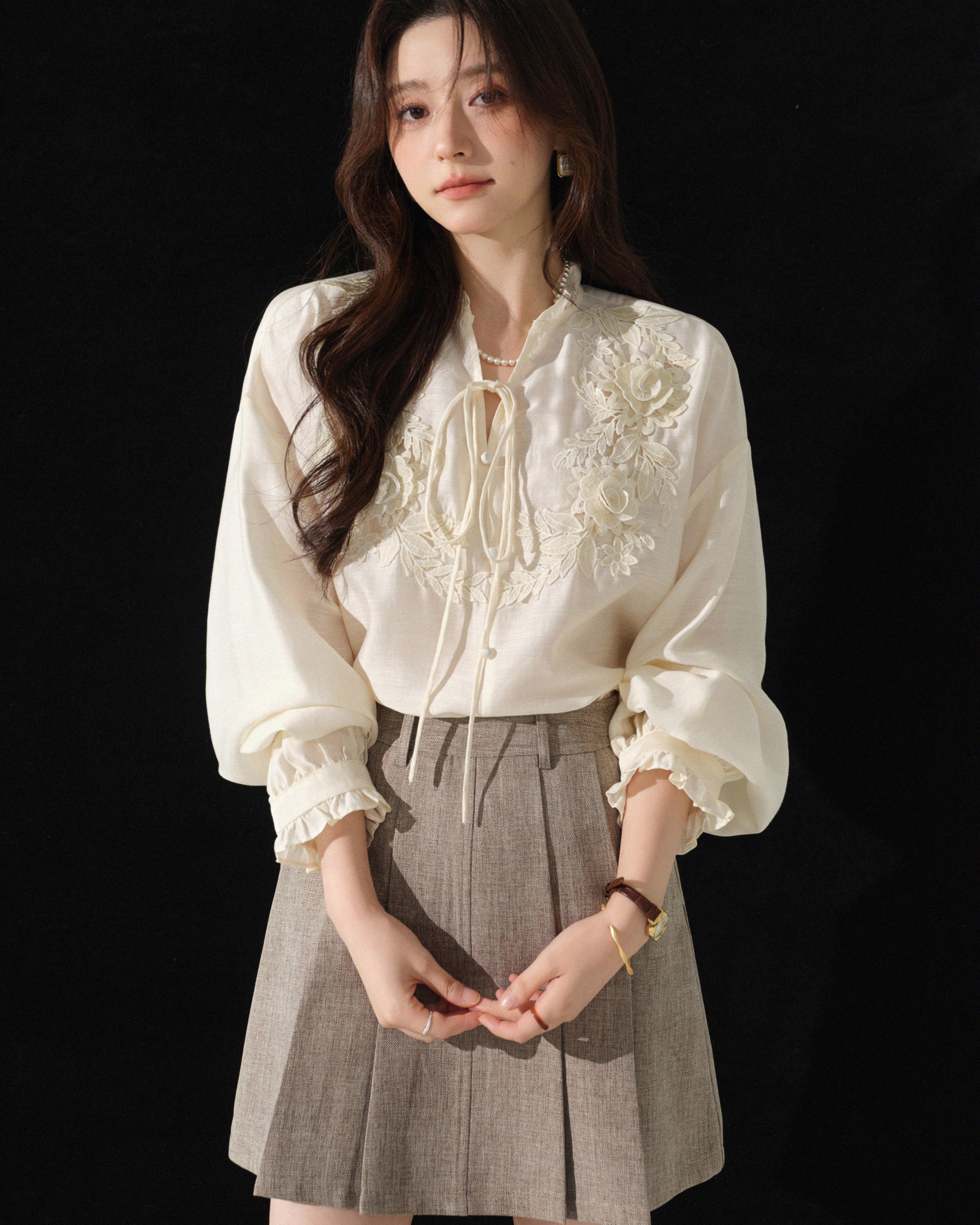 レースアップ刺繍ブラウス - Ivory - ivonir