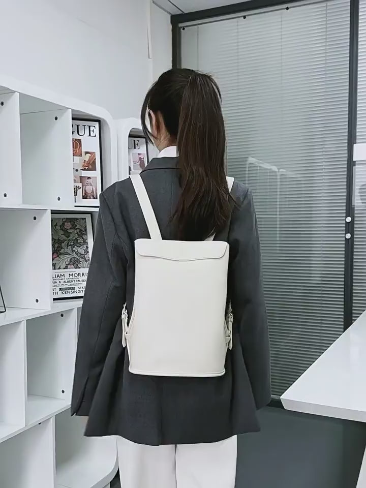 -carré- スクエアフラップ リュック