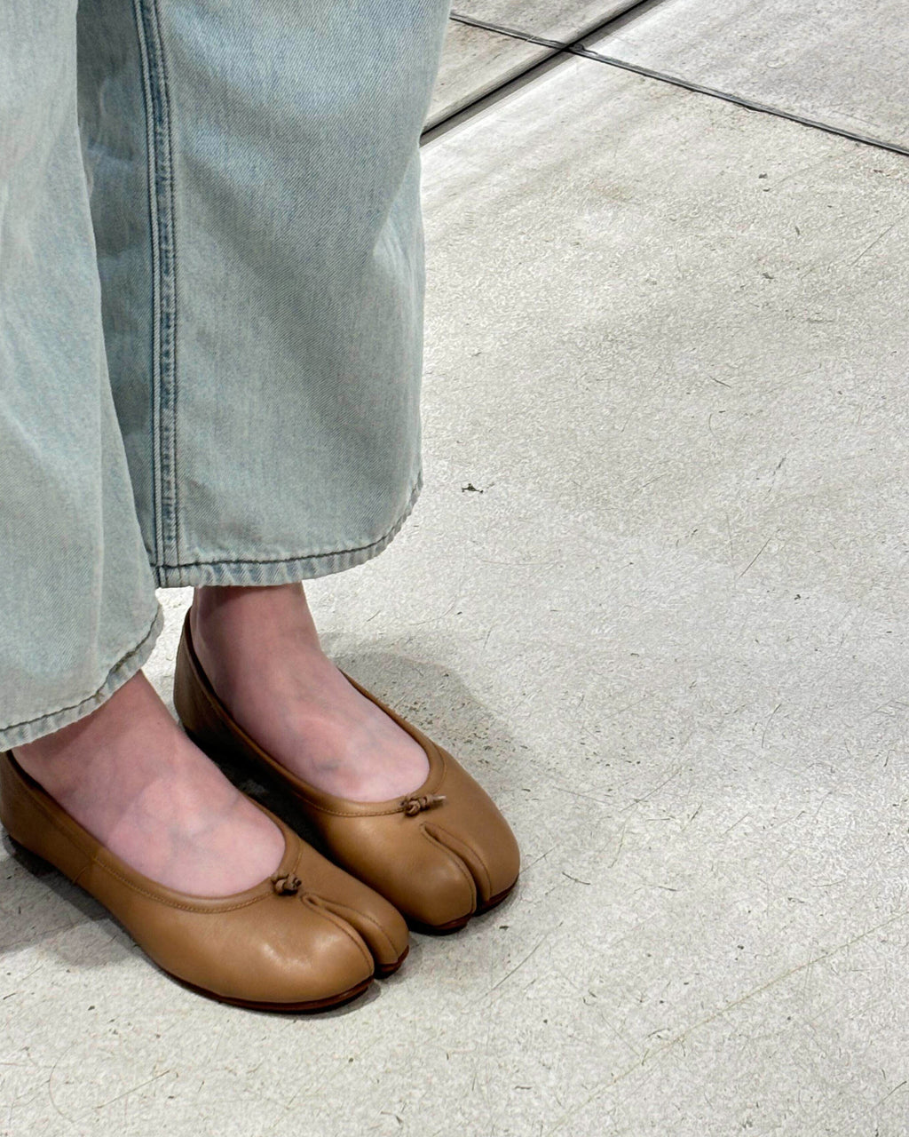 【本革】 ”tabi” ballet shoes - 足袋バレエシューズ - beige - ivonir